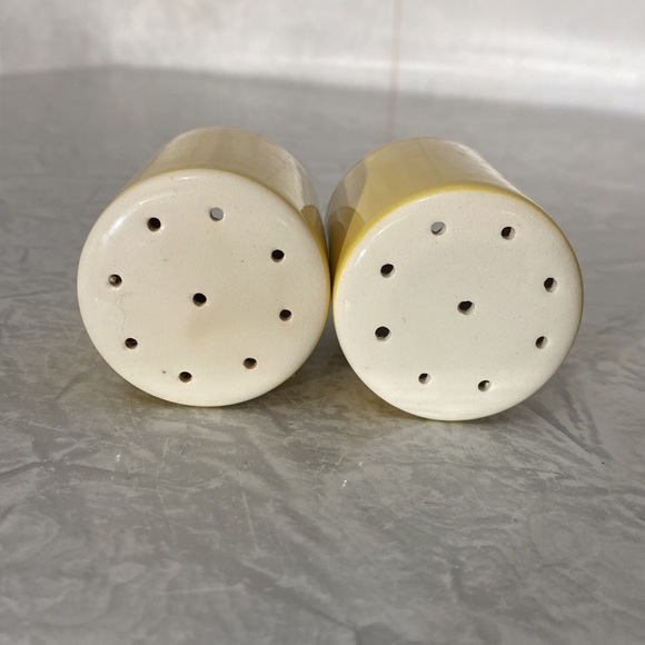 Dining Vintage Salt And Pepper Shakers Mustard Yellow Poshmark